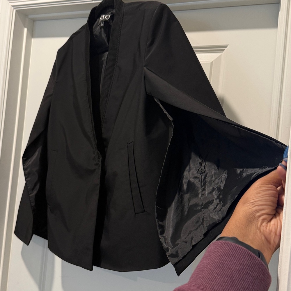 GSTQ Black Blazer Cape Size Large - Picture 8 of 16